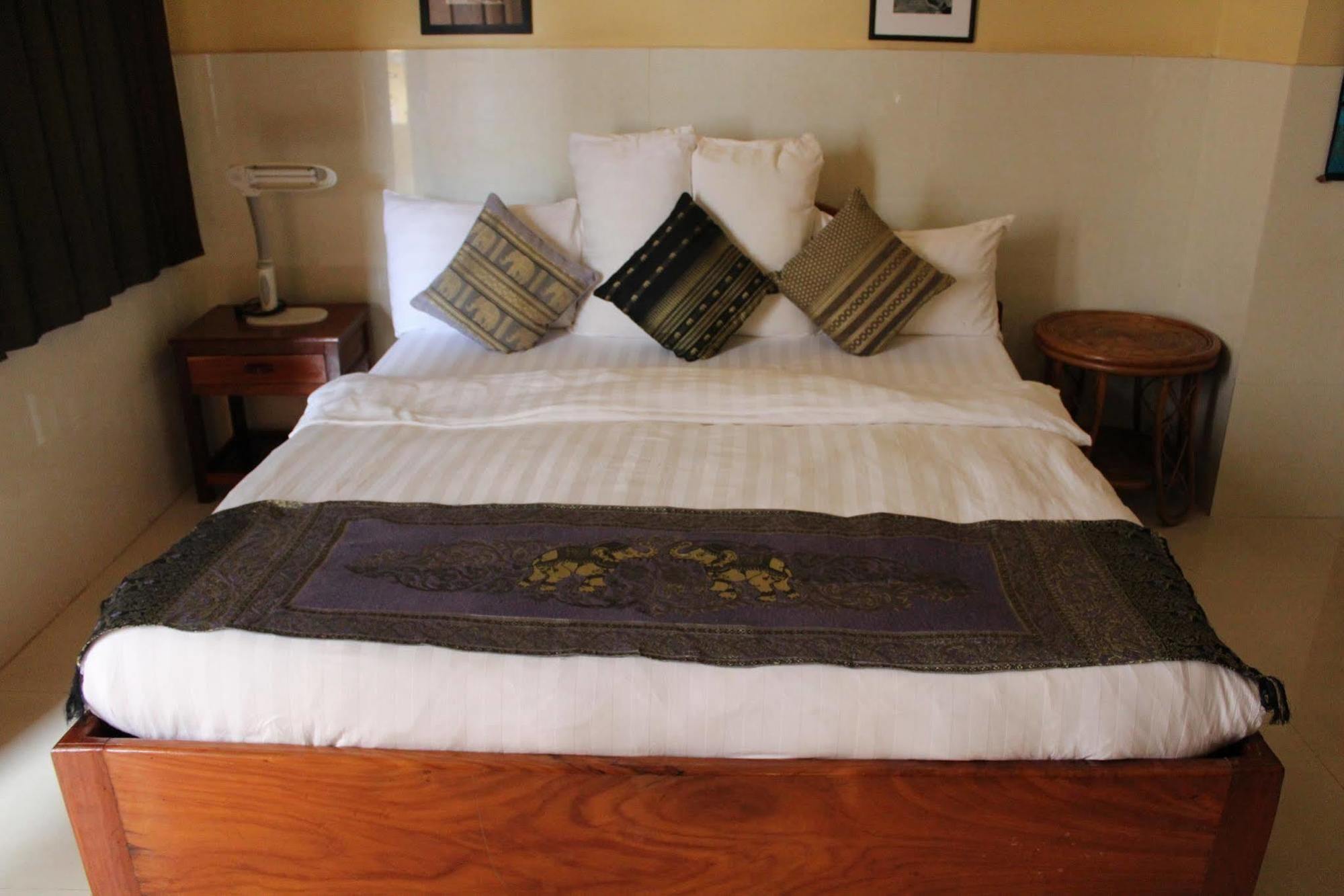Seven Candles Guesthouse Сиемрип Экстерьер фото